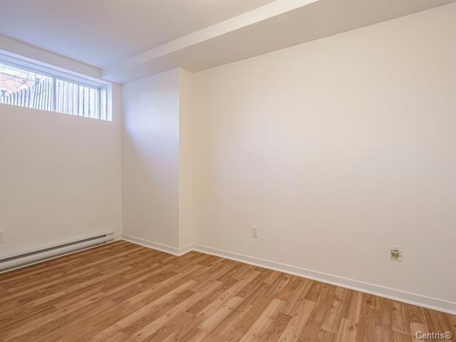 









84


Rue Notre-Dame

,
Saint-Jean-sur-Richelieu,




QC
J3B6M6

