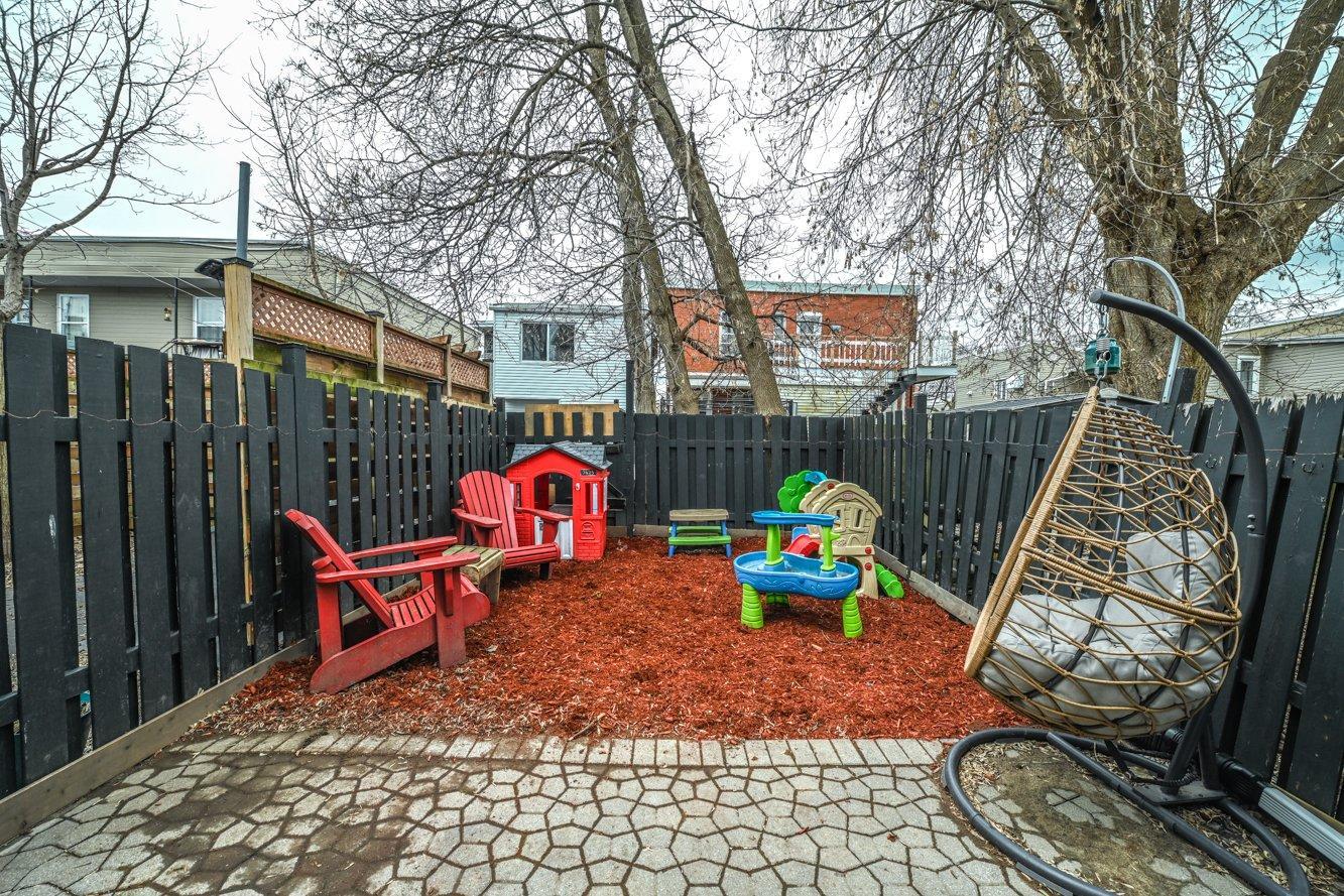 









84


Rue Notre-Dame

,
Saint-Jean-sur-Richelieu,




QC
J3B6M6

