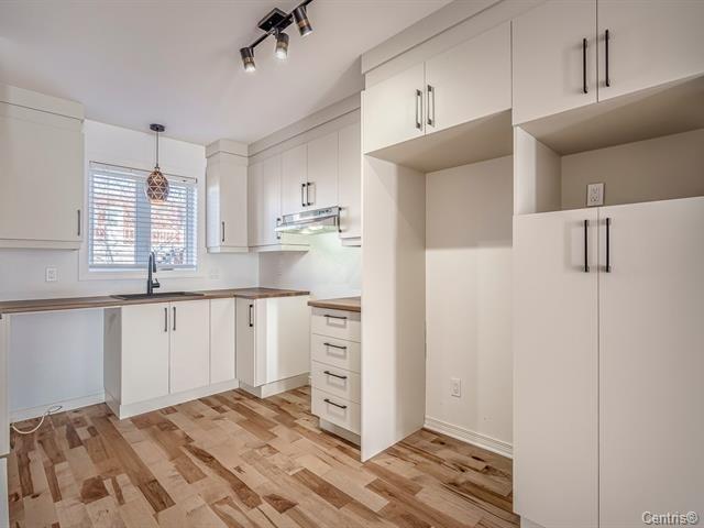 









84


Rue Notre-Dame

,
Saint-Jean-sur-Richelieu,




QC
J3B6M6

