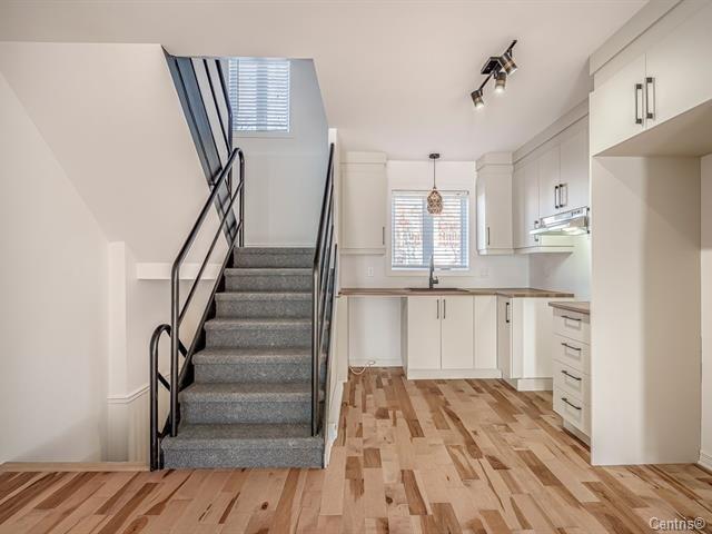 









84


Rue Notre-Dame

,
Saint-Jean-sur-Richelieu,




QC
J3B6M6

