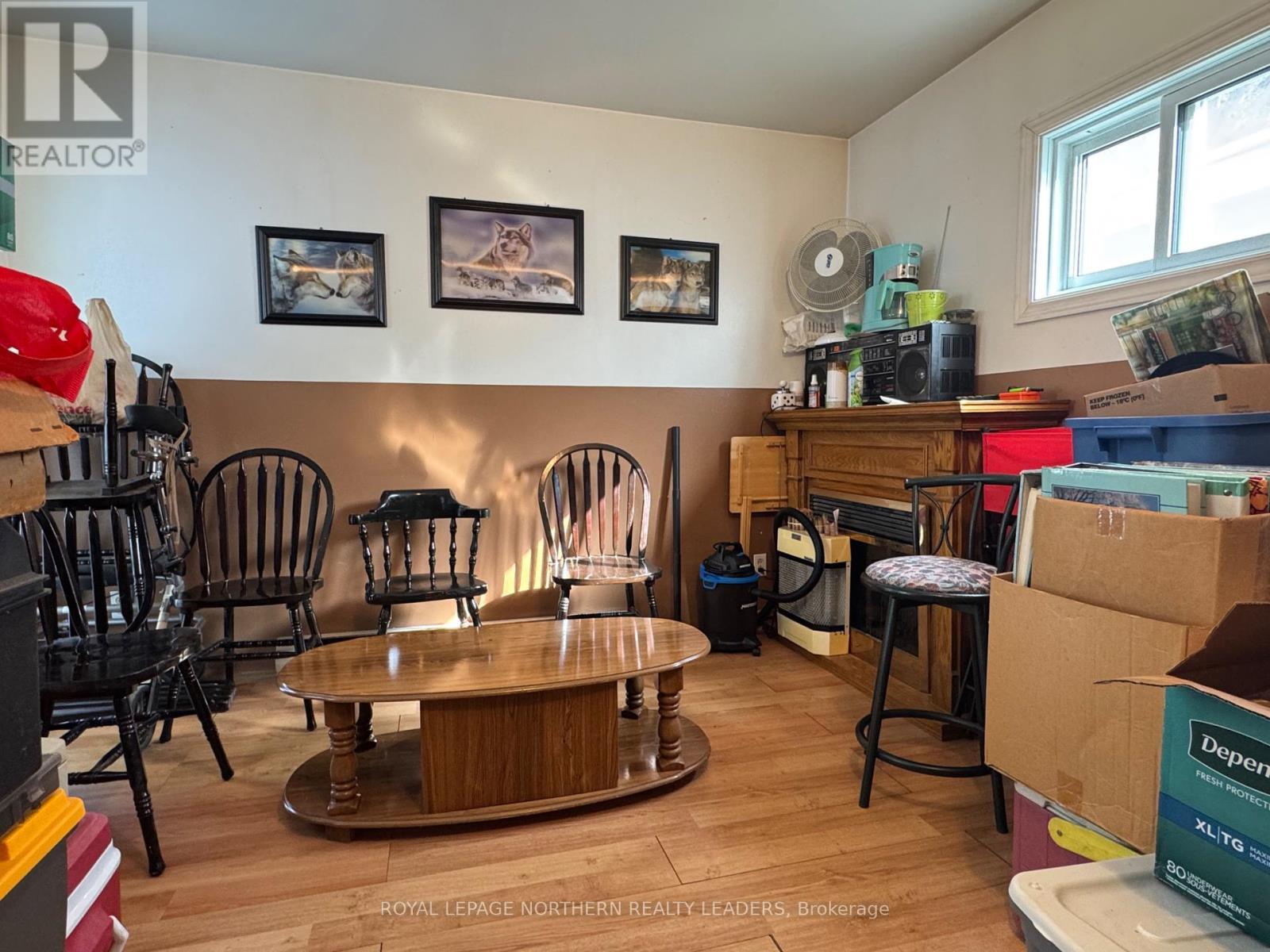 












44 KENT AVENUE

,
Timmins (TS - SW),




Ontario
P4N3B8

