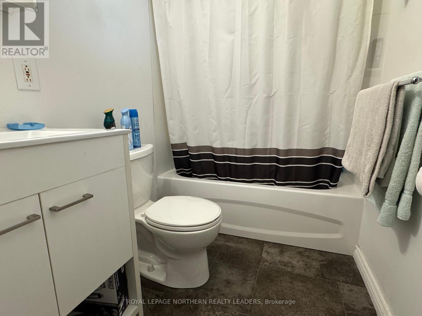 












44 KENT AVENUE

,
Timmins (TS - SW),




Ontario
P4N3B8

