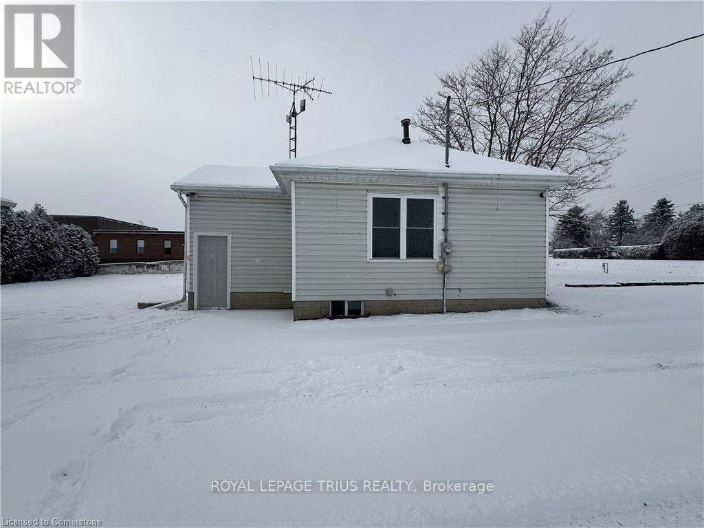 












4160 #3 HIGHWAY

,
Norfolk (Simcoe),




Ontario
N3Y4K4

