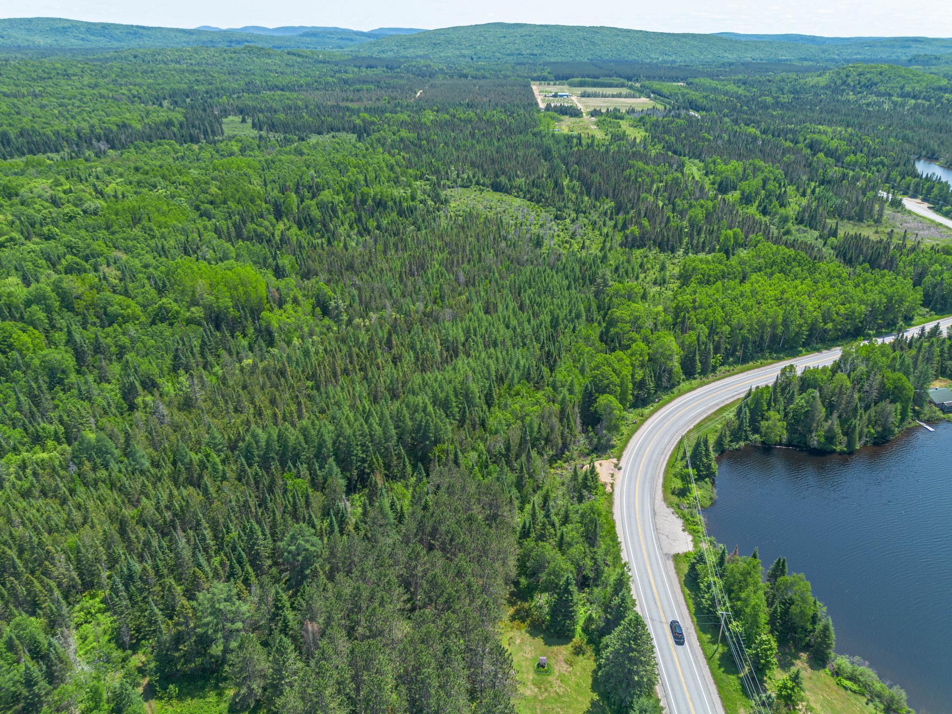 









439


Ch. Plaisance

,
Chute-Saint-Philippe,




QC
J0W1A0

