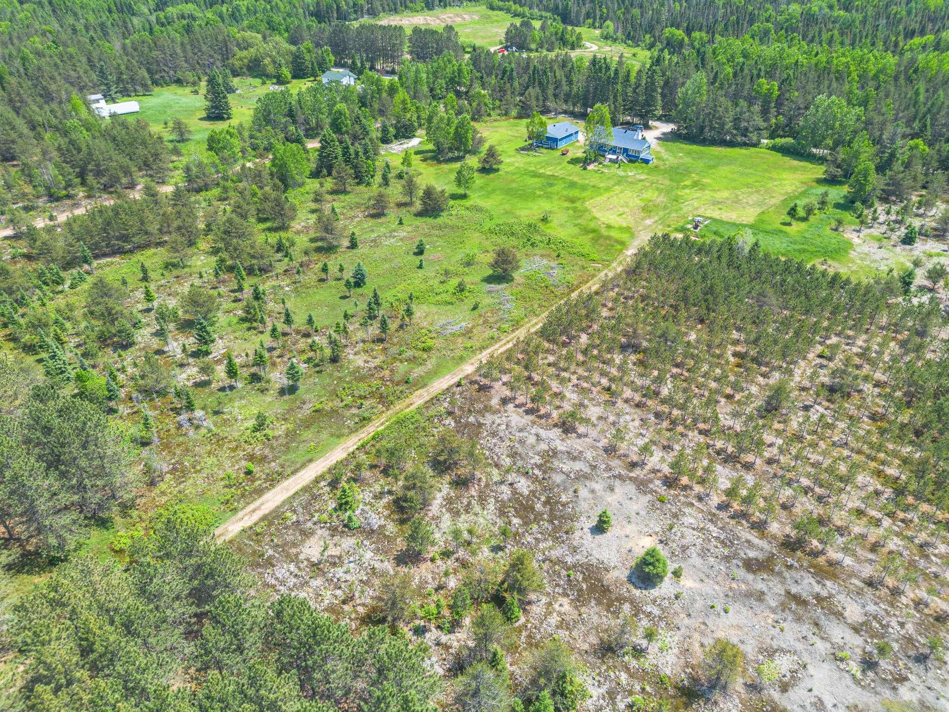 









439


Ch. Plaisance

,
Chute-Saint-Philippe,




QC
J0W1A0

