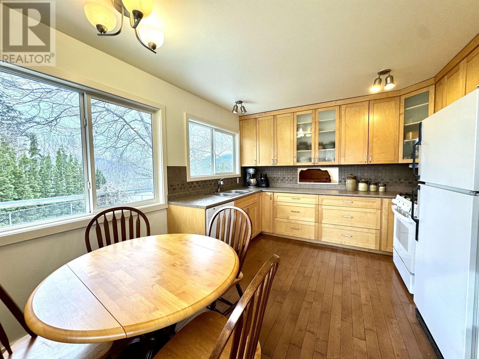 












4501 CEDAR CRESCENT

,
Terrace,




British Columbia
V8G1X5

