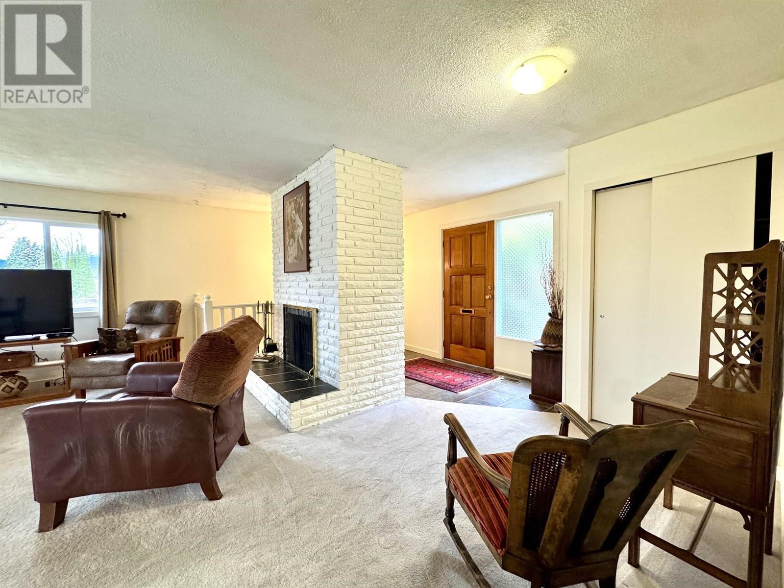 












4501 CEDAR CRESCENT

,
Terrace,




British Columbia
V8G1X5

