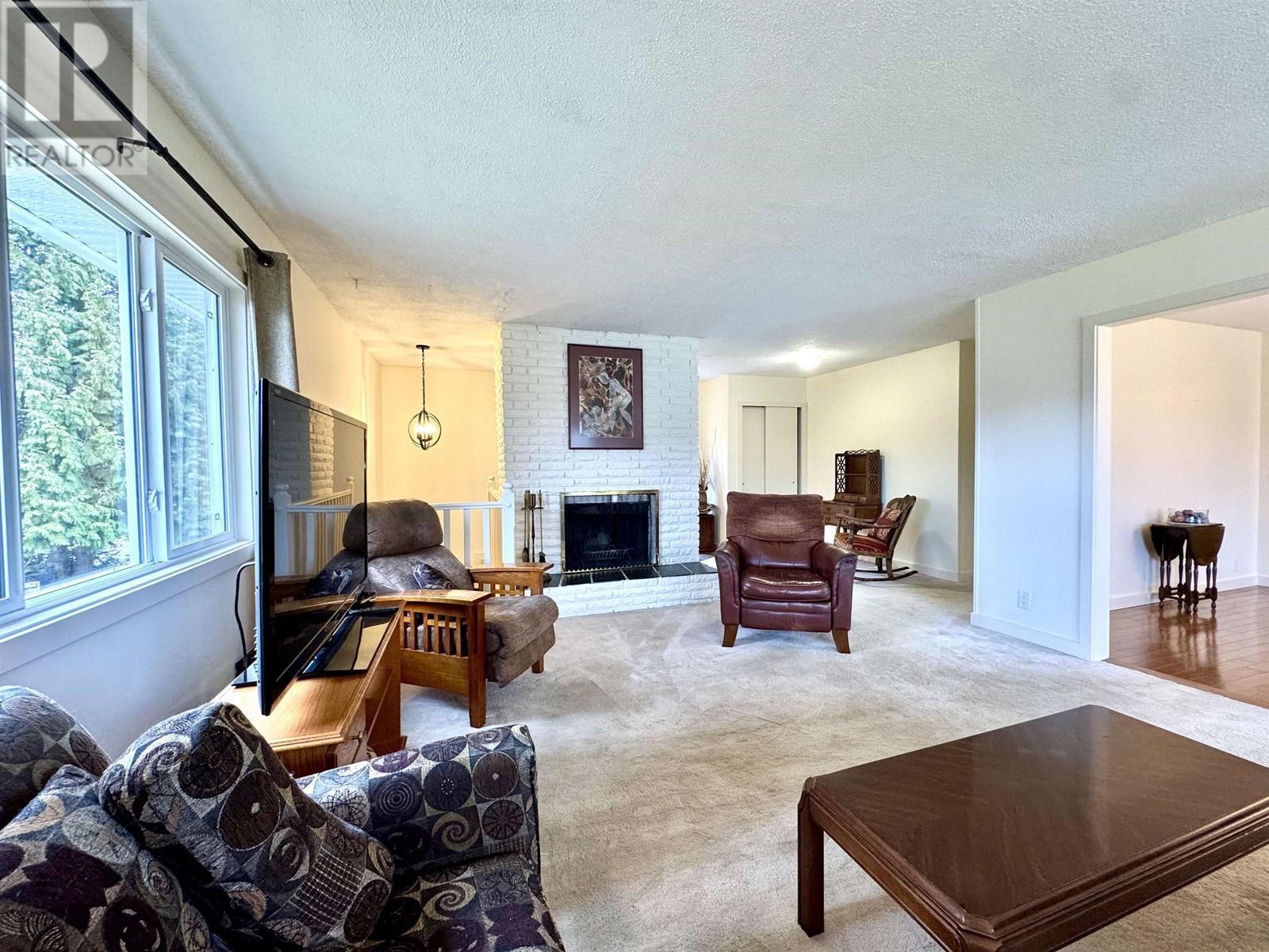 












4501 CEDAR CRESCENT

,
Terrace,




British Columbia
V8G1X5


