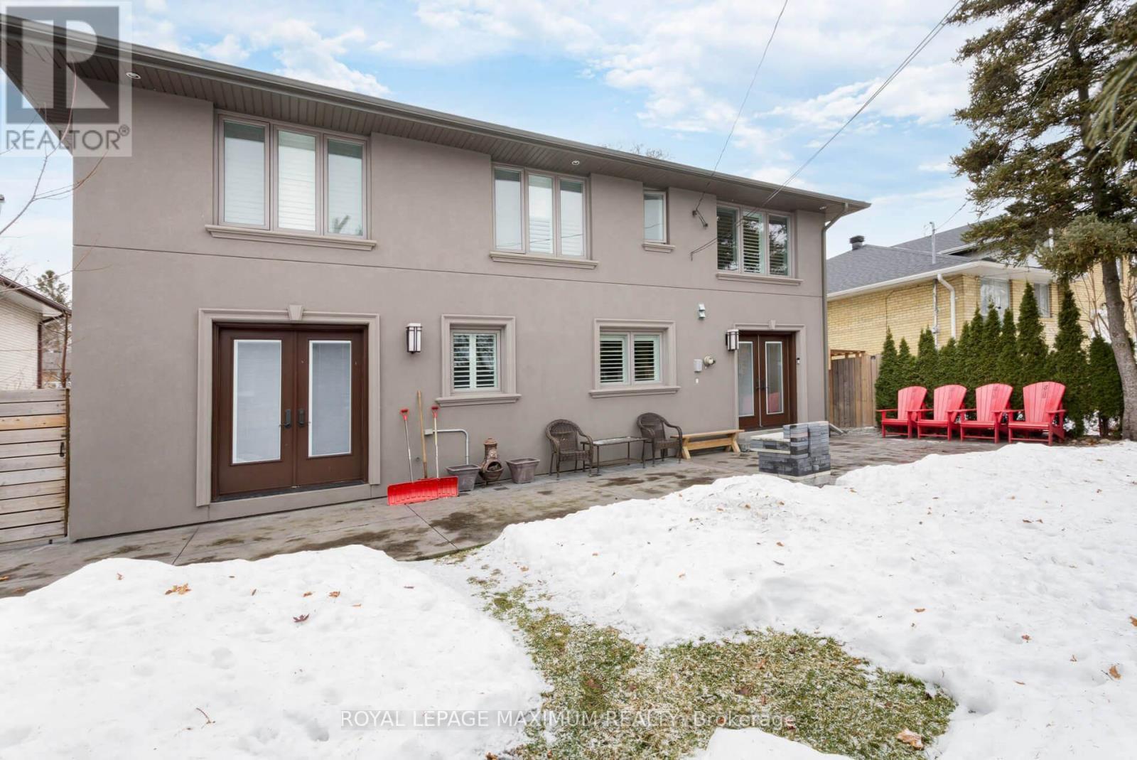 












55 ASHMOUNT CRESCENT

,
Toronto,




Ontario
M9R1C9

