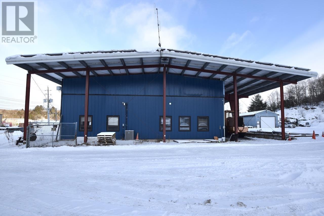 












29 Perini RD

,
Elliot Lake,




Ontario
P5A2T1


