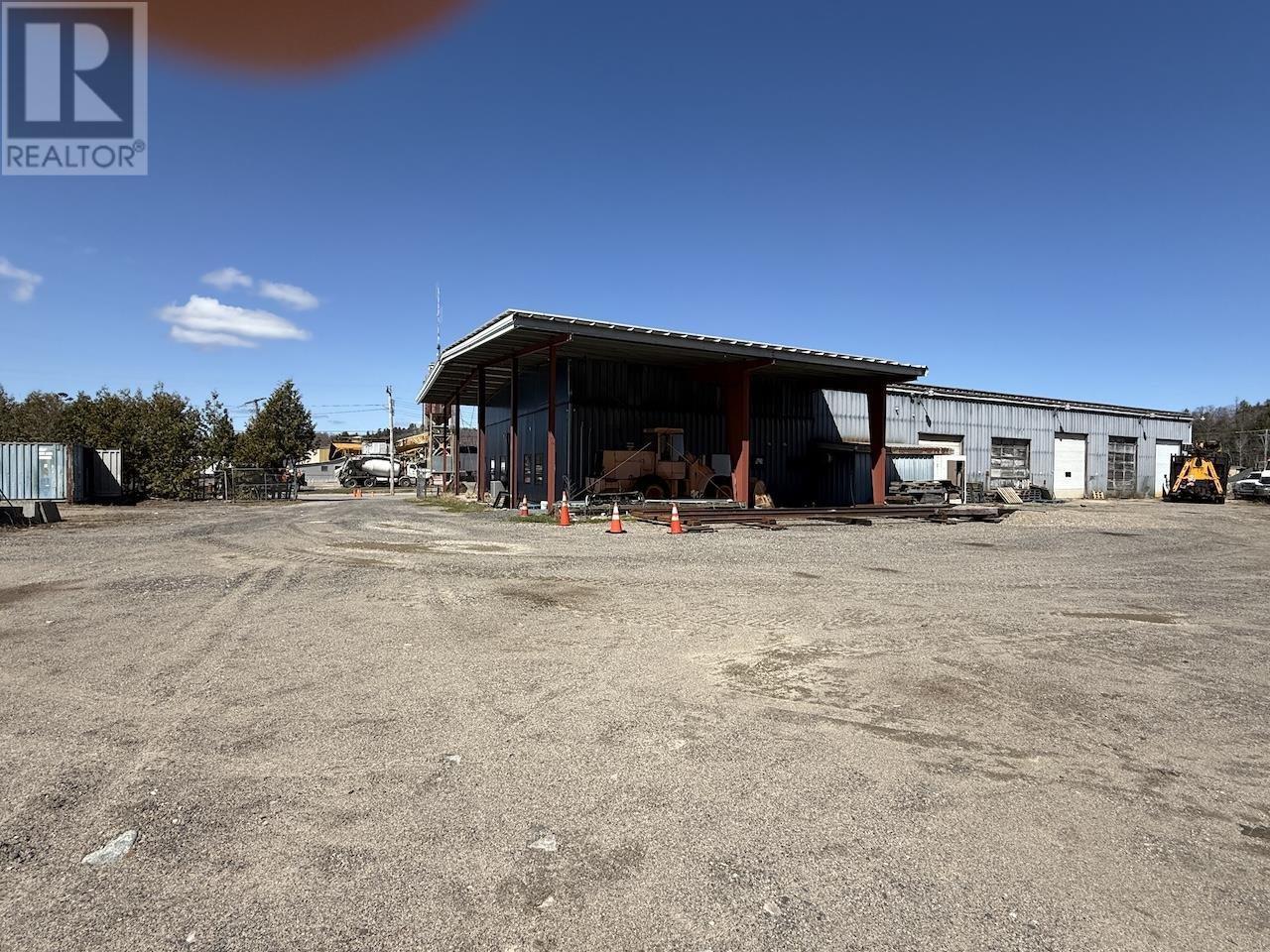 












29 Perini RD

,
Elliot Lake,




Ontario
P5A2T1

