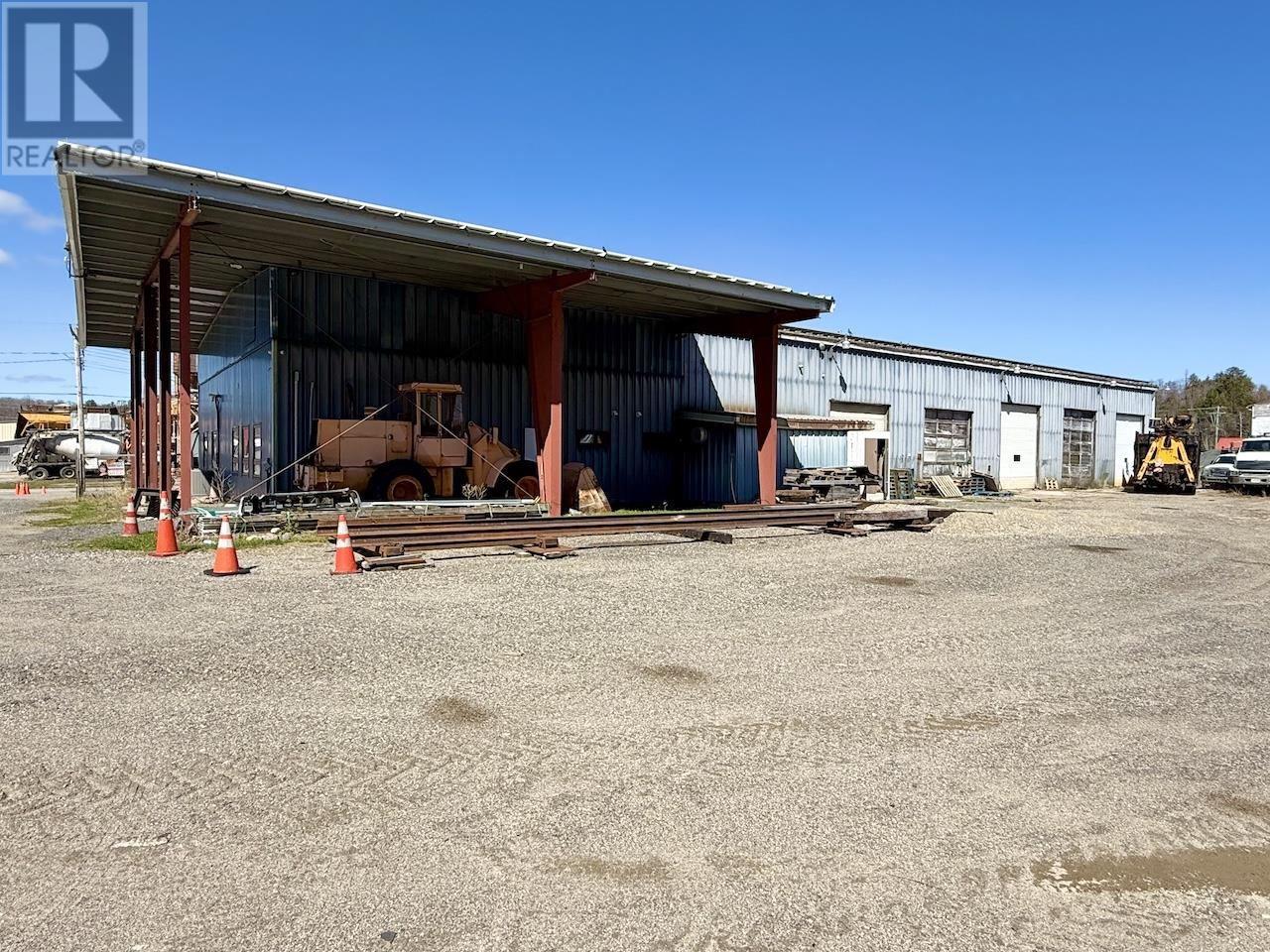 












29 Perini RD

,
Elliot Lake,




Ontario
P5A2T1

