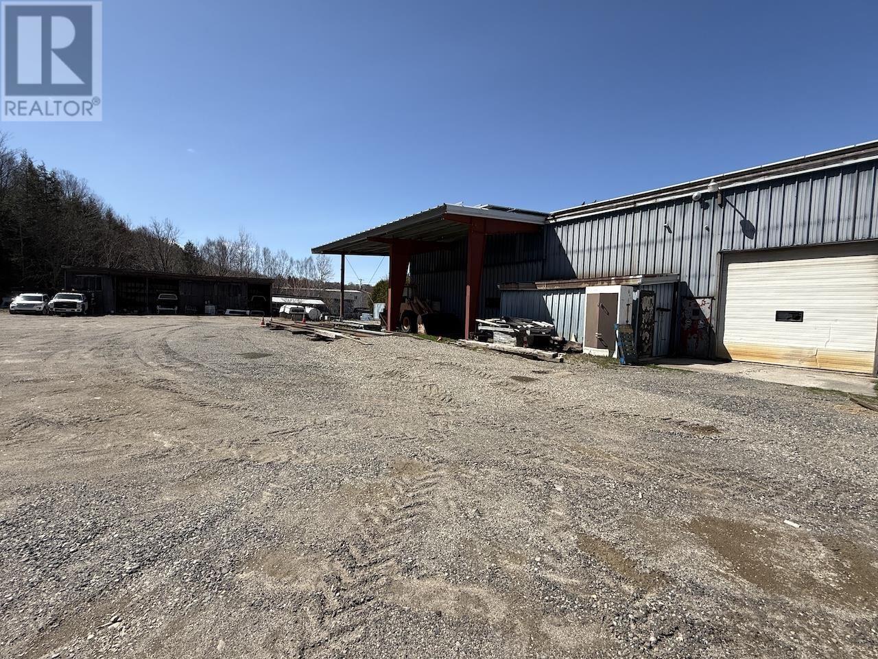 












29 Perini RD

,
Elliot Lake,




Ontario
P5A2T1

