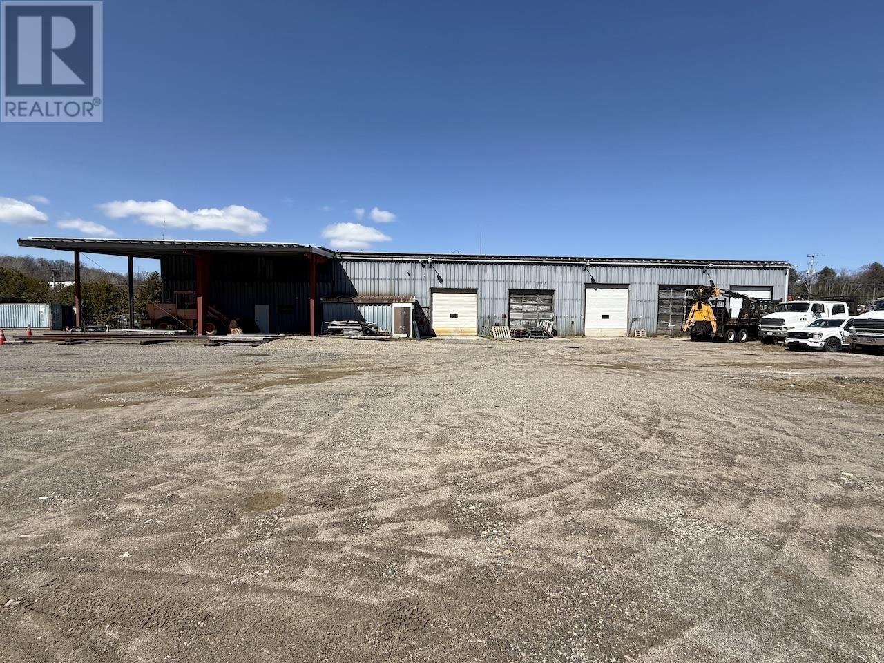 












29 Perini RD

,
Elliot Lake,




Ontario
P5A2T1

