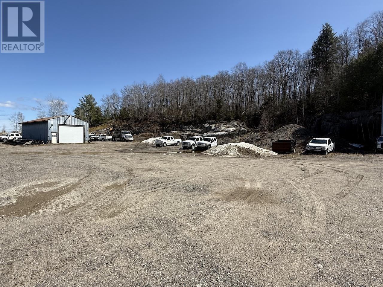 












29 Perini RD

,
Elliot Lake,




Ontario
P5A2T1

