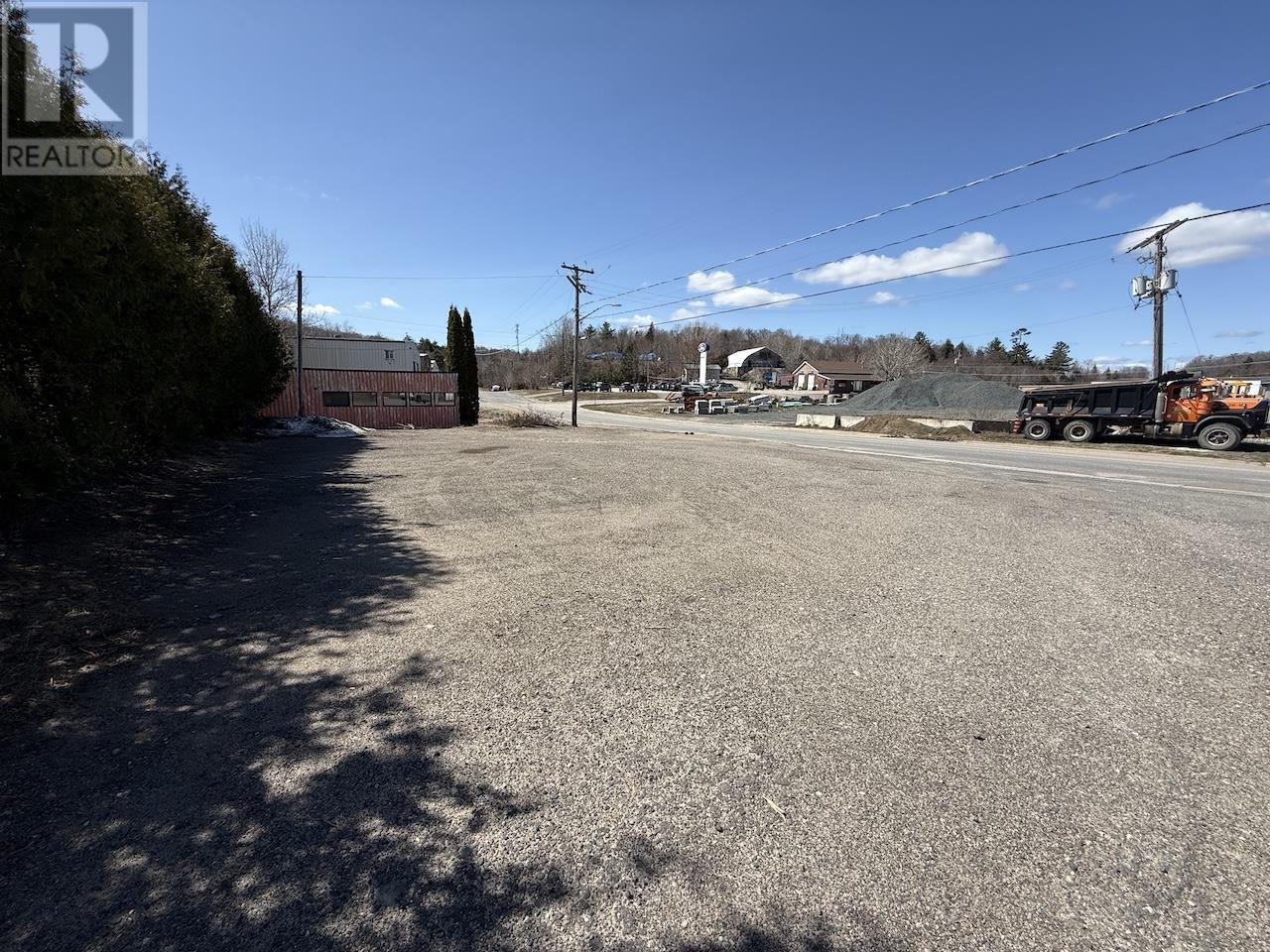 












29 Perini RD

,
Elliot Lake,




Ontario
P5A2T1

