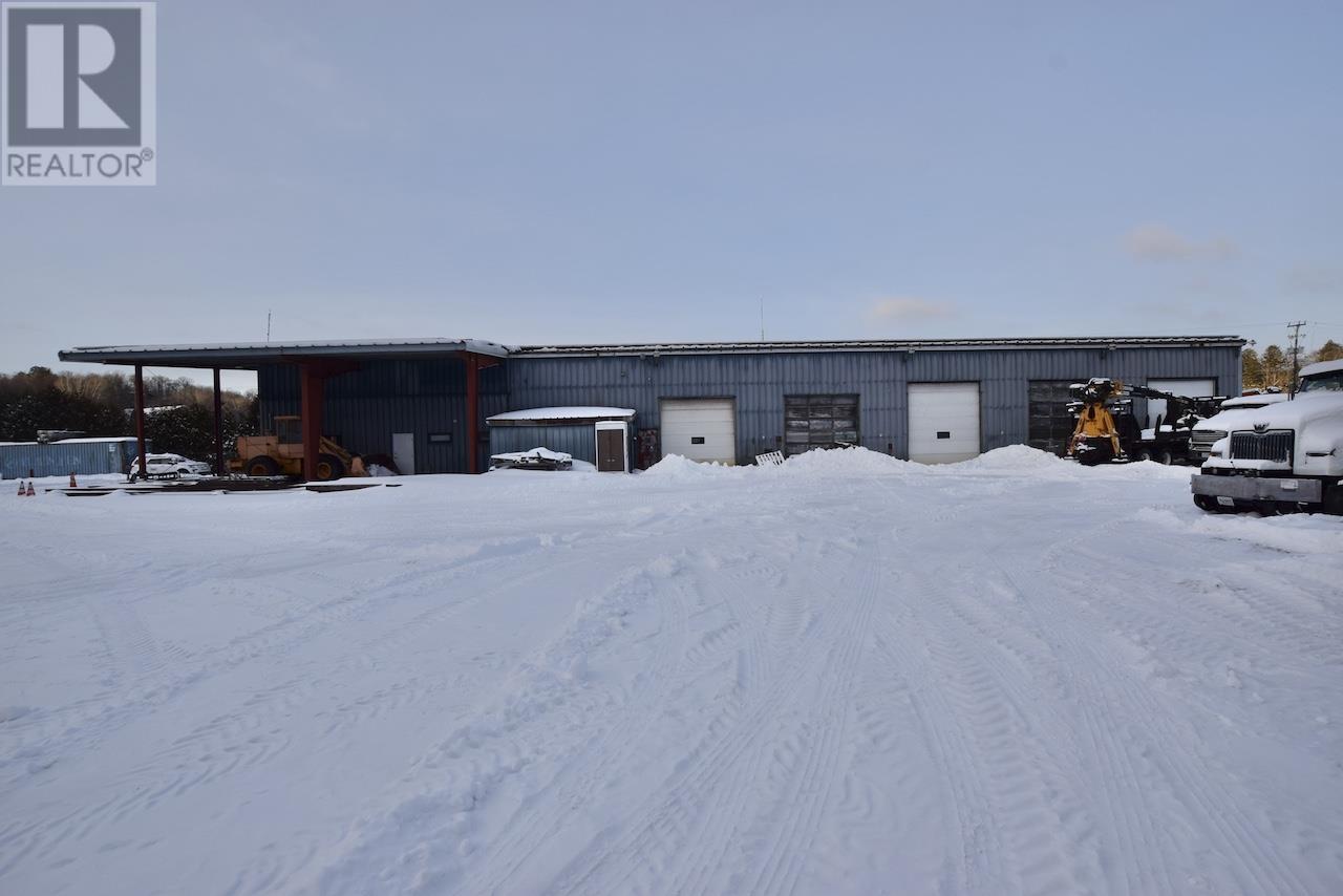 












29 Perini RD

,
Elliot Lake,




Ontario
P5A2T1

