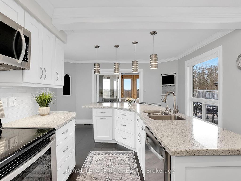 









60


Wolfe

Avenue,
New Tecumseth,




ON
L0G 1W0

