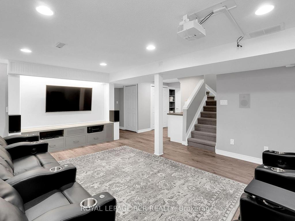 









60


Wolfe

Avenue,
New Tecumseth,




ON
L0G 1W0

