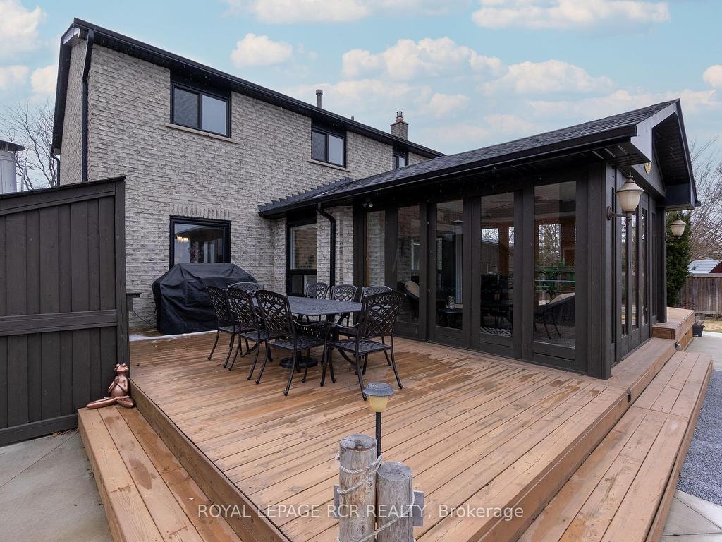 









60


Wolfe

Avenue,
New Tecumseth,




ON
L0G 1W0

