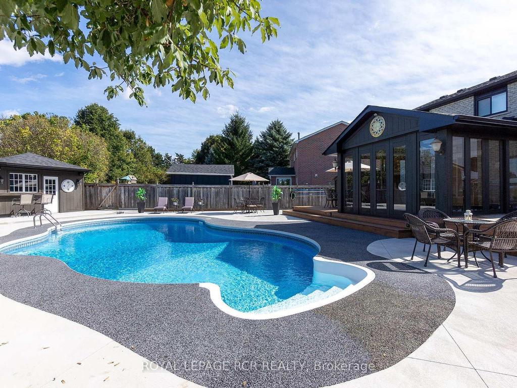 









60


Wolfe

Avenue,
New Tecumseth,




ON
L0G 1W0

