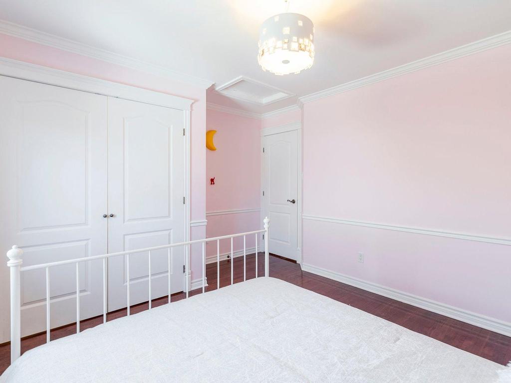 









9


Rue Desjardins

,
Repentigny (Repentigny),




QC
J5Y3Y5

