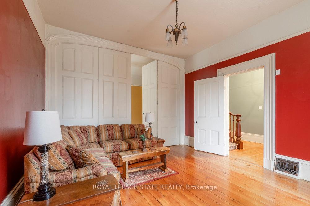 









340


Dundas

Street East,
Hamilton,




ON
L0R 2H0

