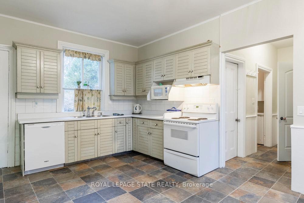 









340


Dundas

Street East,
Hamilton,




ON
L0R 2H0


