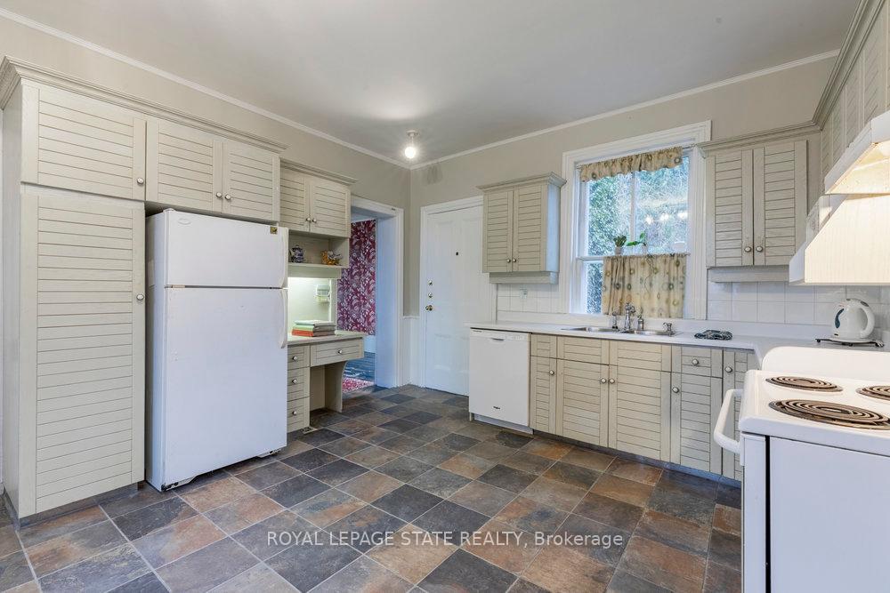 









340


Dundas

Street East,
Hamilton,




ON
L0R 2H0

