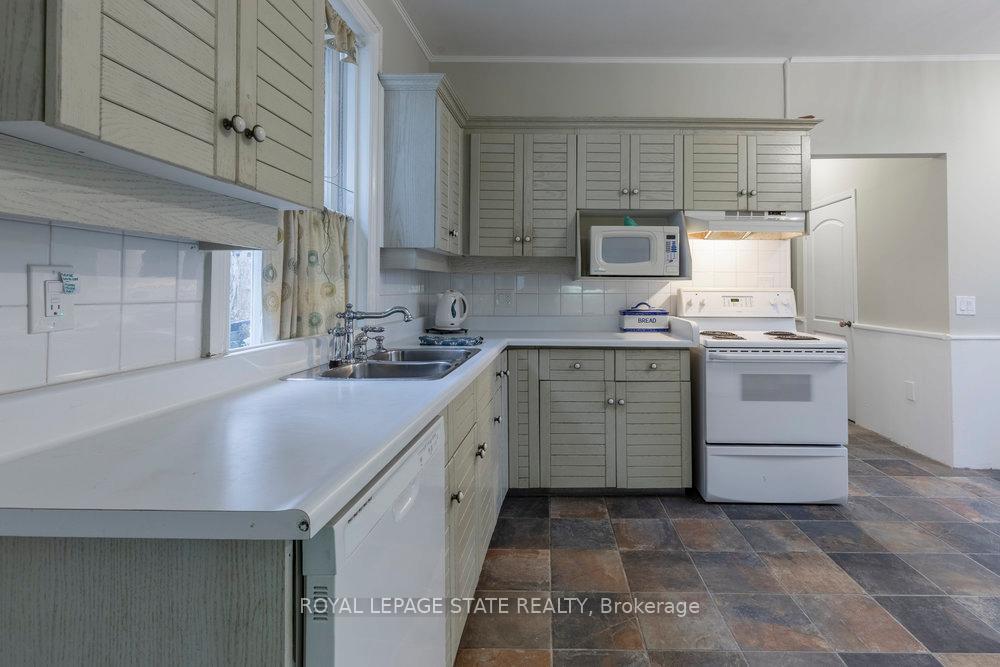 









340


Dundas

Street East,
Hamilton,




ON
L0R 2H0


