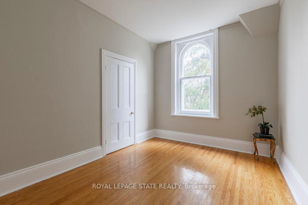 









340


Dundas

Street East,
Hamilton,




ON
L0R 2H0

