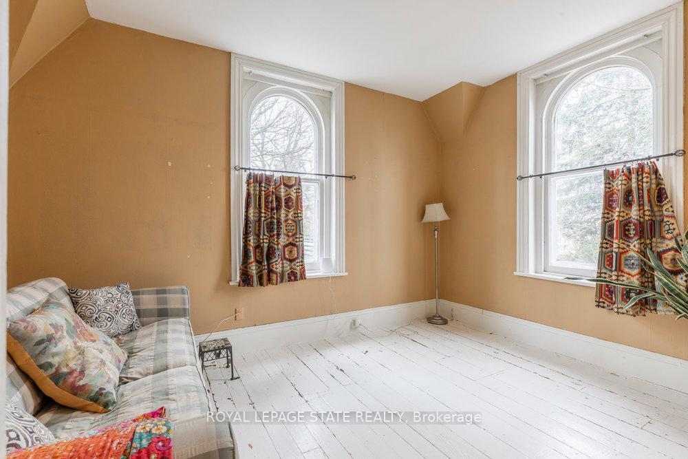









340


Dundas

Street East,
Hamilton,




ON
L0R 2H0

