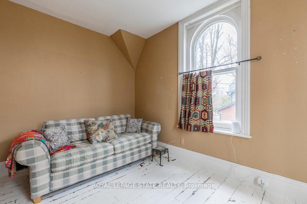 









340


Dundas

Street East,
Hamilton,




ON
L0R 2H0

