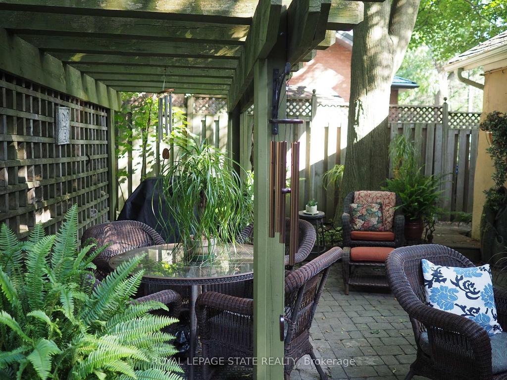









340


Dundas

Street East,
Hamilton,




ON
L0R 2H0

