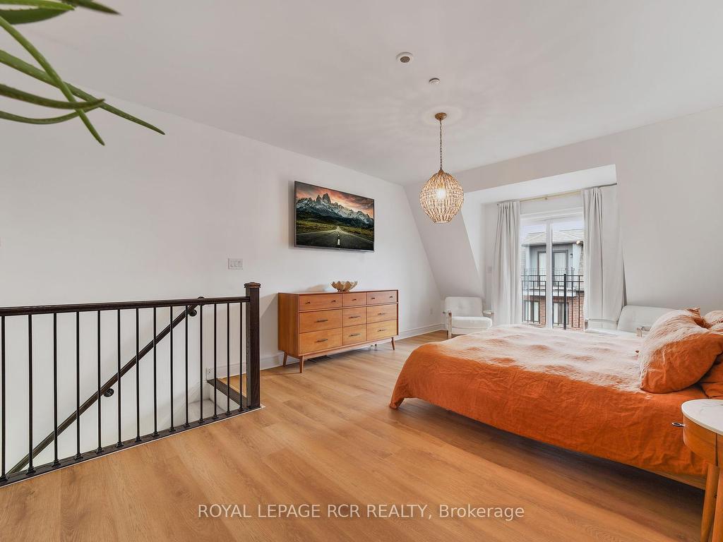 









8343


Kipling

Avenue,
Vaughan,




ON
L4L 2A7

