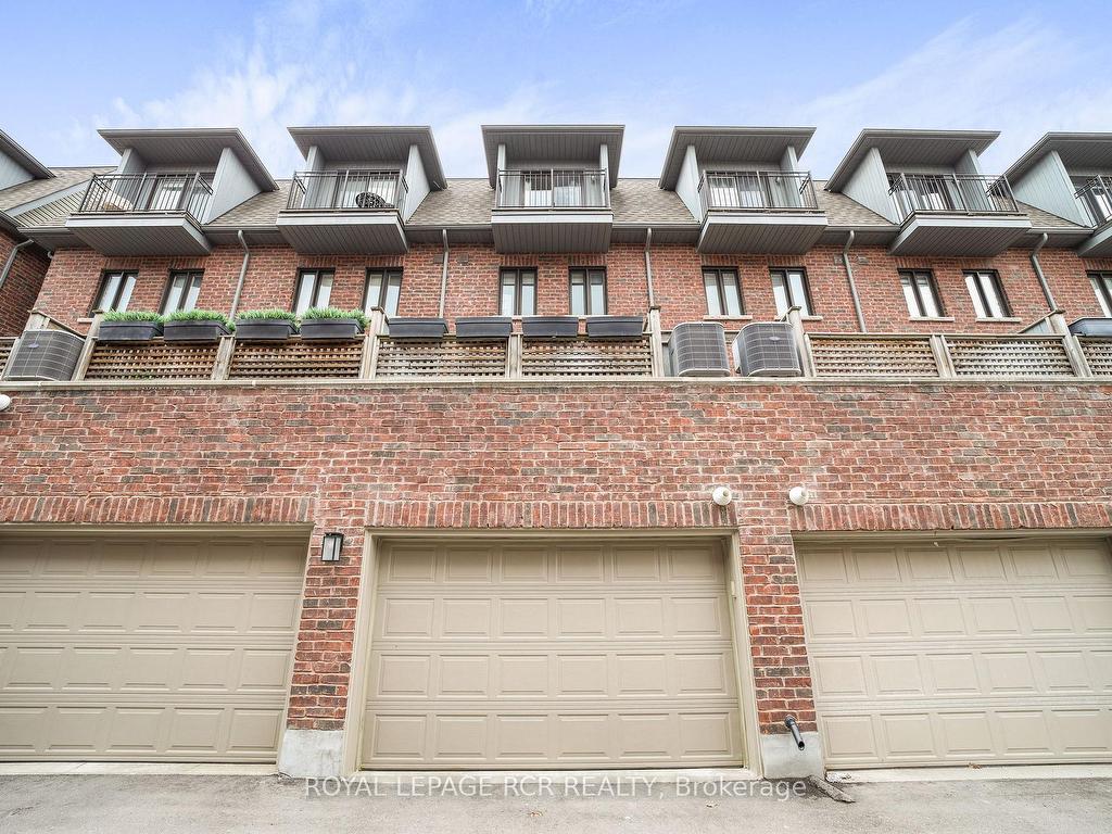 









8343


Kipling

Avenue,
Vaughan,




ON
L4L 2A7

