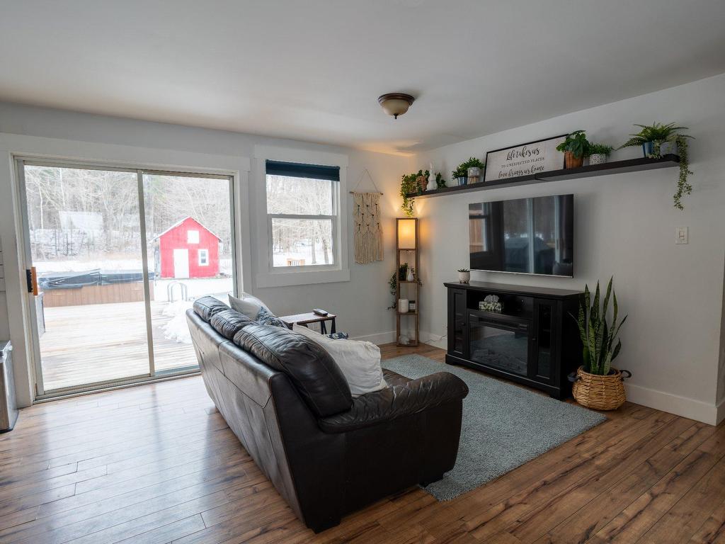 









14


Ch. Hudson-Bay

,
Sheenboro,




QC
J0X2Z0

