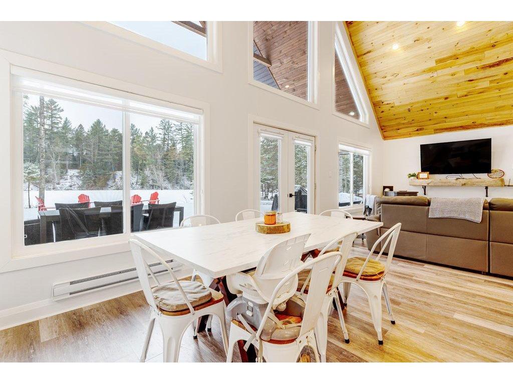 









27


Ch. des Cabines de la Chute

,
Mansfield-et-Pontefract,




QC
J0X1R0

