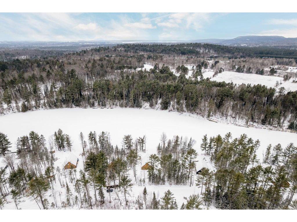 









27


Ch. des Cabines de la Chute

,
Mansfield-et-Pontefract,




QC
J0X1R0

