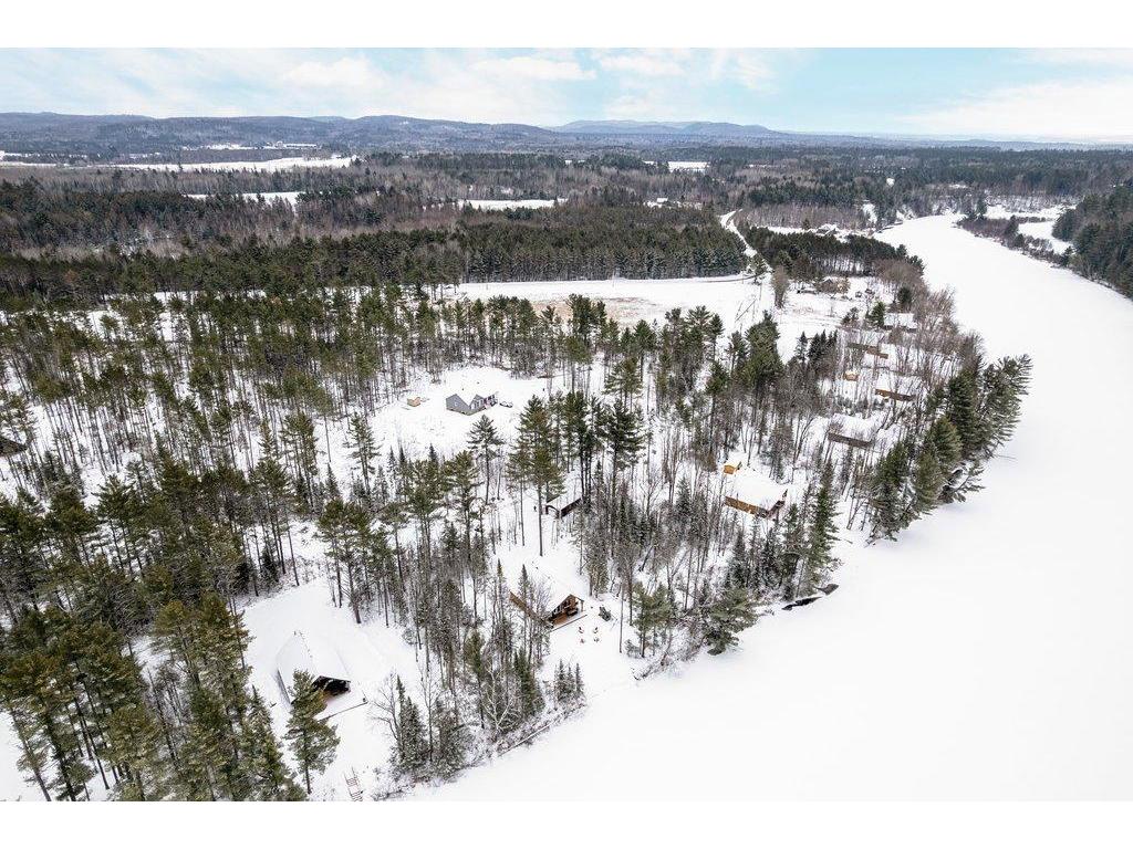 









27


Ch. des Cabines de la Chute

,
Mansfield-et-Pontefract,




QC
J0X1R0

