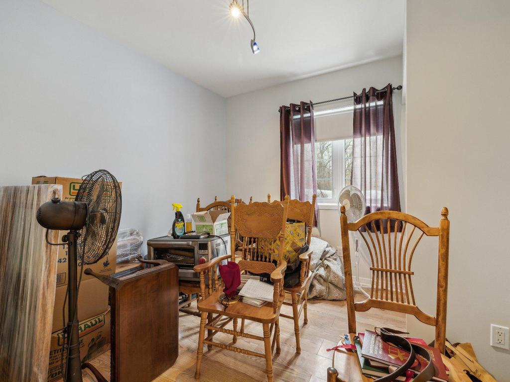 









8


Rue des Pruniers

,
Cantley,




QC
J8V2V7

