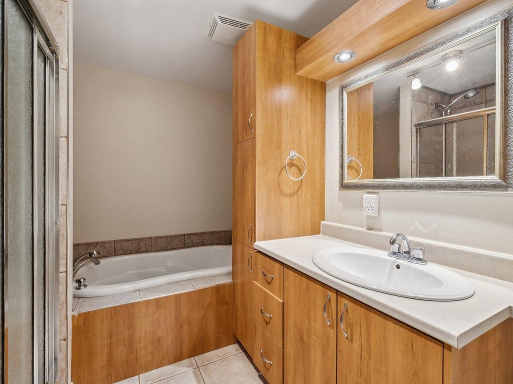 









8


Rue des Pruniers

,
Cantley,




QC
J8V2V7

