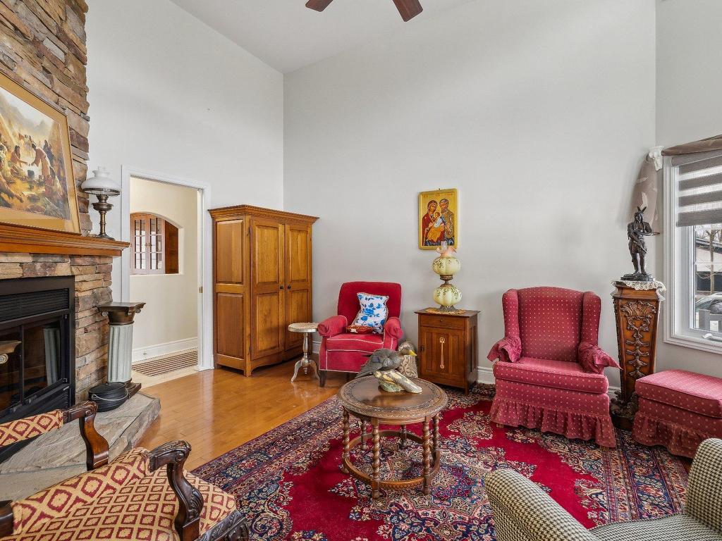 









8


Rue des Pruniers

,
Cantley,




QC
J8V2V7

