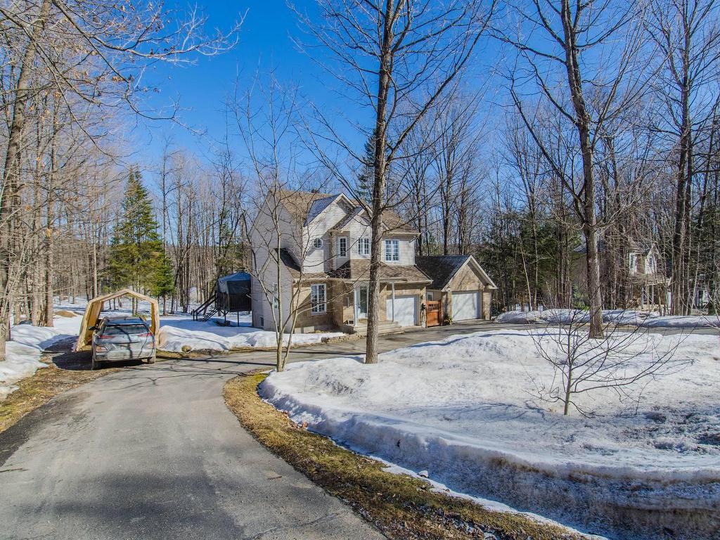 









121


Rue de la Cascade

,
Val-des-Monts,




QC
J8N1H9

