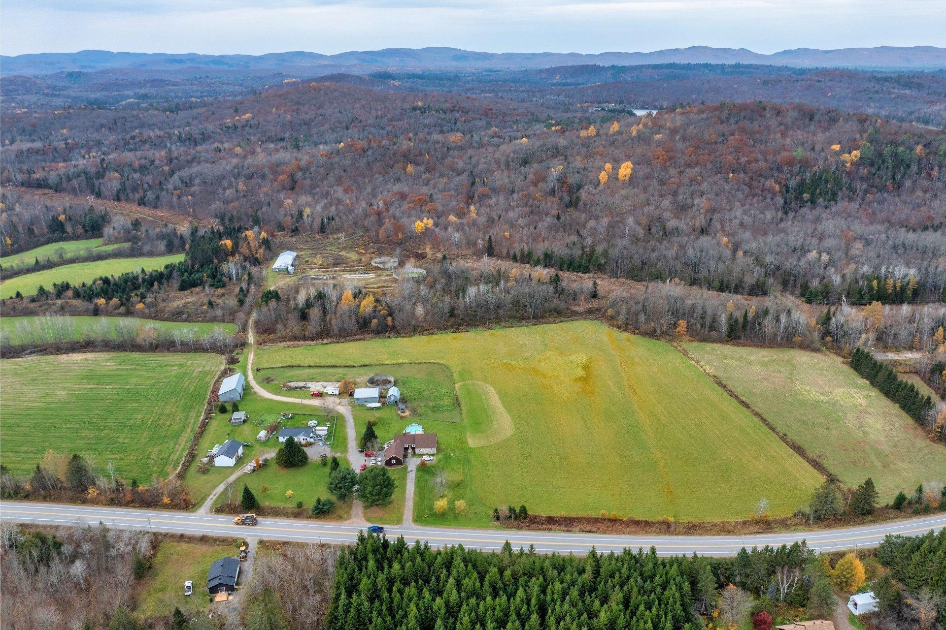 









139

 - 143


Route 309

,
Saint-Aimé-du-Lac-des-Îles,







QC
J0W1J0

