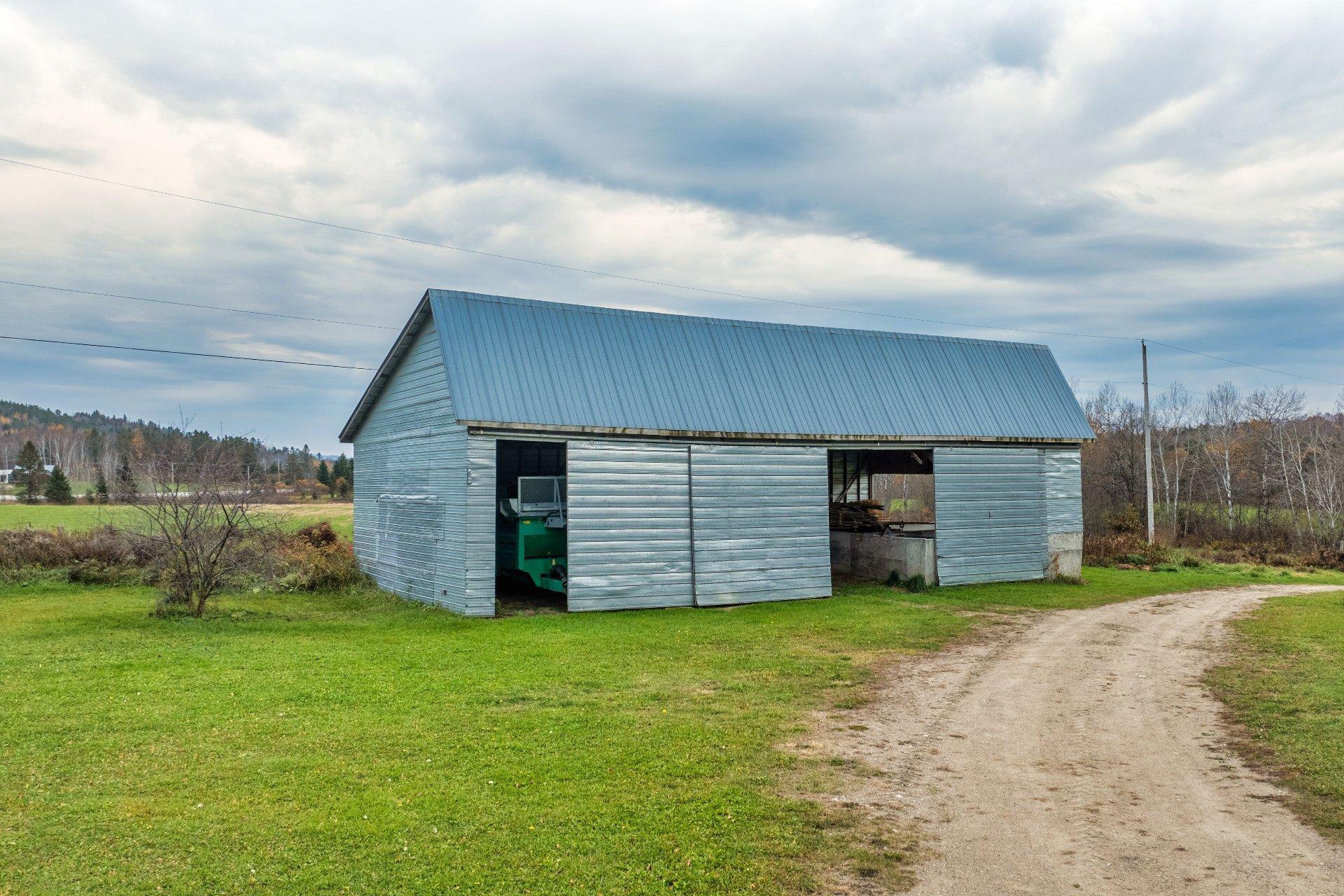 









139

 - 143


Route 309

,
Saint-Aimé-du-Lac-des-Îles,







QC
J0W1J0

