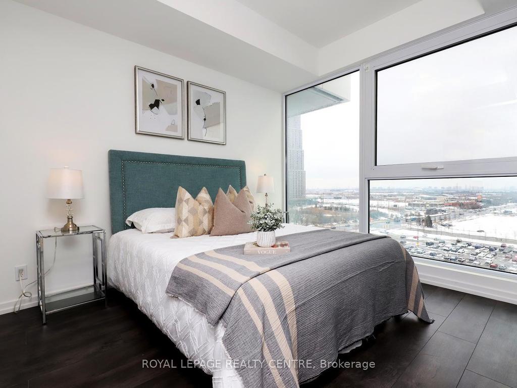 









1000


Portage

Parkway, 910,
Vaughan,




ON
L4K 0L1

