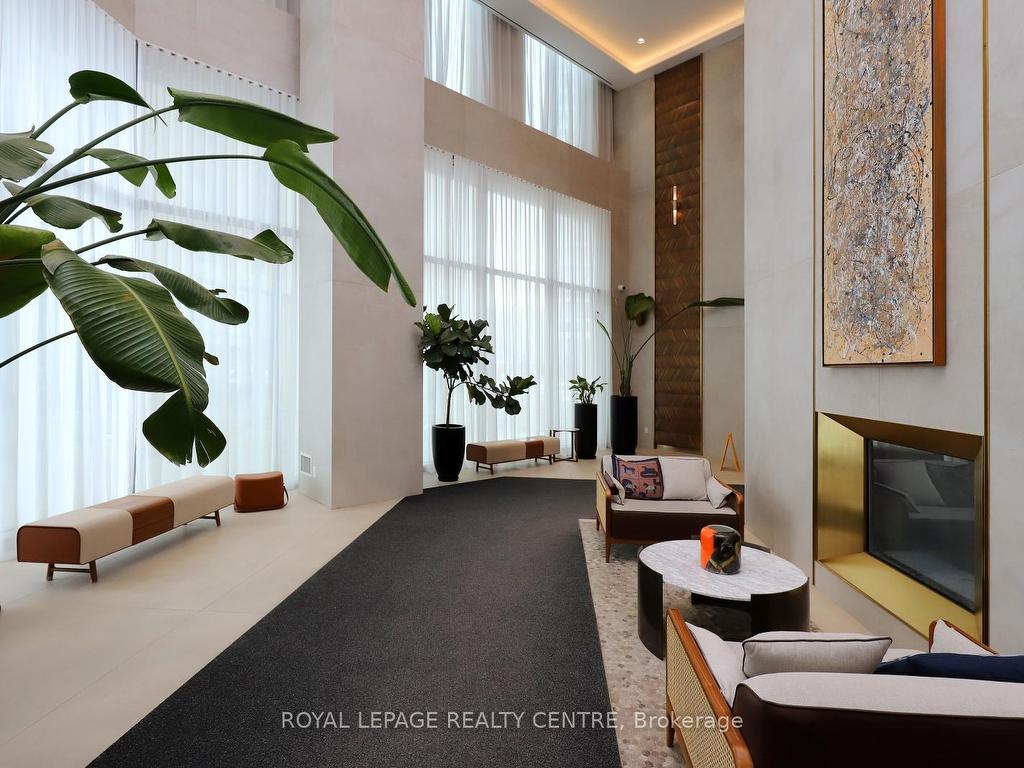 









1000


Portage

Parkway, 910,
Vaughan,




ON
L4K 0L1

