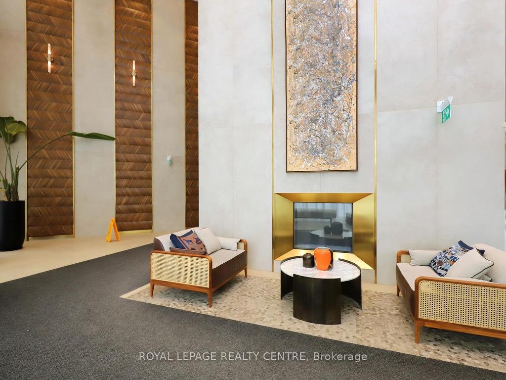 









1000


Portage

Parkway, 910,
Vaughan,




ON
L4K 0L1

