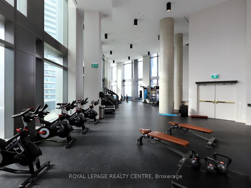 









1000


Portage

Parkway, 910,
Vaughan,




ON
L4K 0L1

